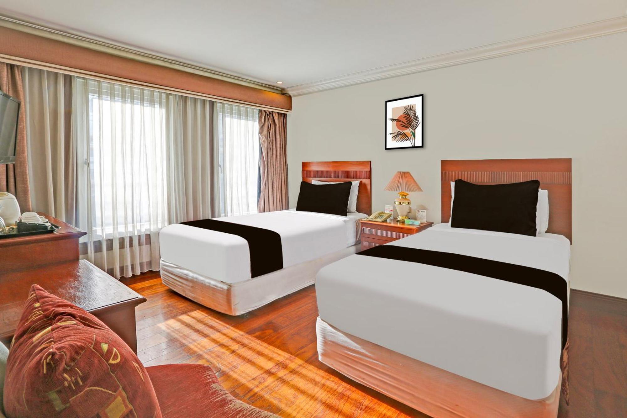 Townhouse Oak Makati Manila Near Pnr Pasay Evangelista Formerly Vip Suites San Pedro Makati Exterior foto