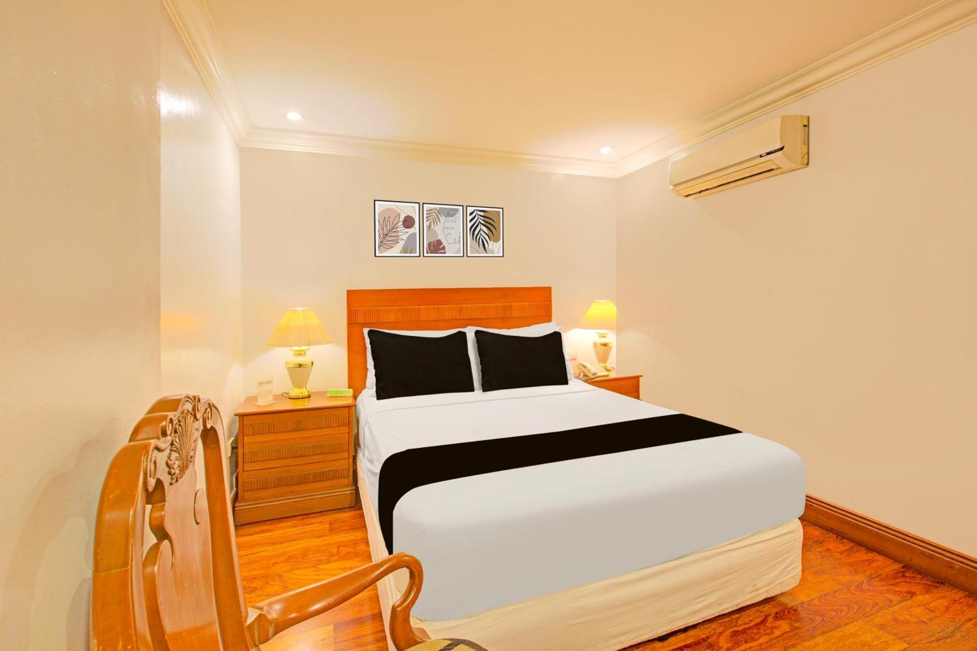 Townhouse Oak Makati Manila Near Pnr Pasay Evangelista Formerly Vip Suites San Pedro Makati Exterior foto
