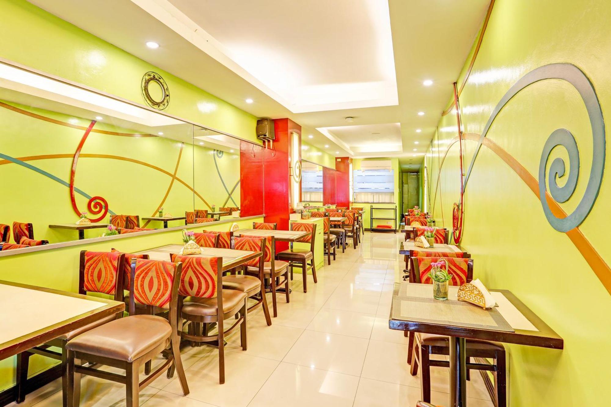Townhouse Oak Makati Manila Near Pnr Pasay Evangelista Formerly Vip Suites San Pedro Makati Exterior foto