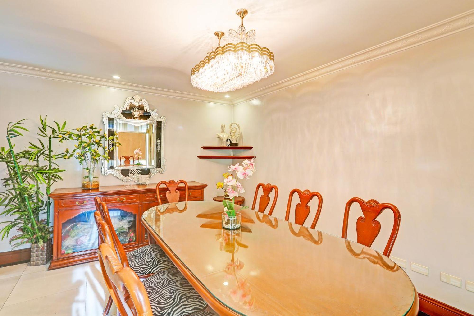 Townhouse Oak Makati Manila Near Pnr Pasay Evangelista Formerly Vip Suites San Pedro Makati Exterior foto